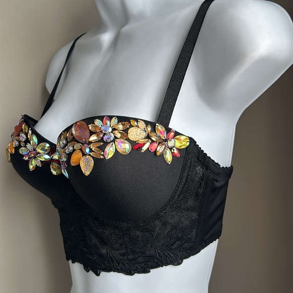 (3 for $100) NWOT Gorgeous Jeweled Bustier 💎🌼🖤 - Picture 4 of 11